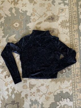 lululemon athletica Black Velvet Long-Sleeve Crop Turtleneck